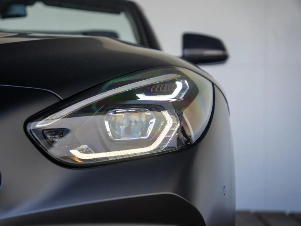 sDrive20i | Final Edition | Safety Pack | Head-up Display | Harman Kardon
