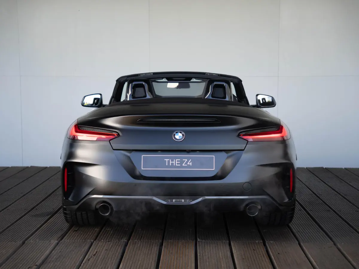 sDrive20i | Final Edition | Safety Pack | Head-up Display | Harman Kardon
