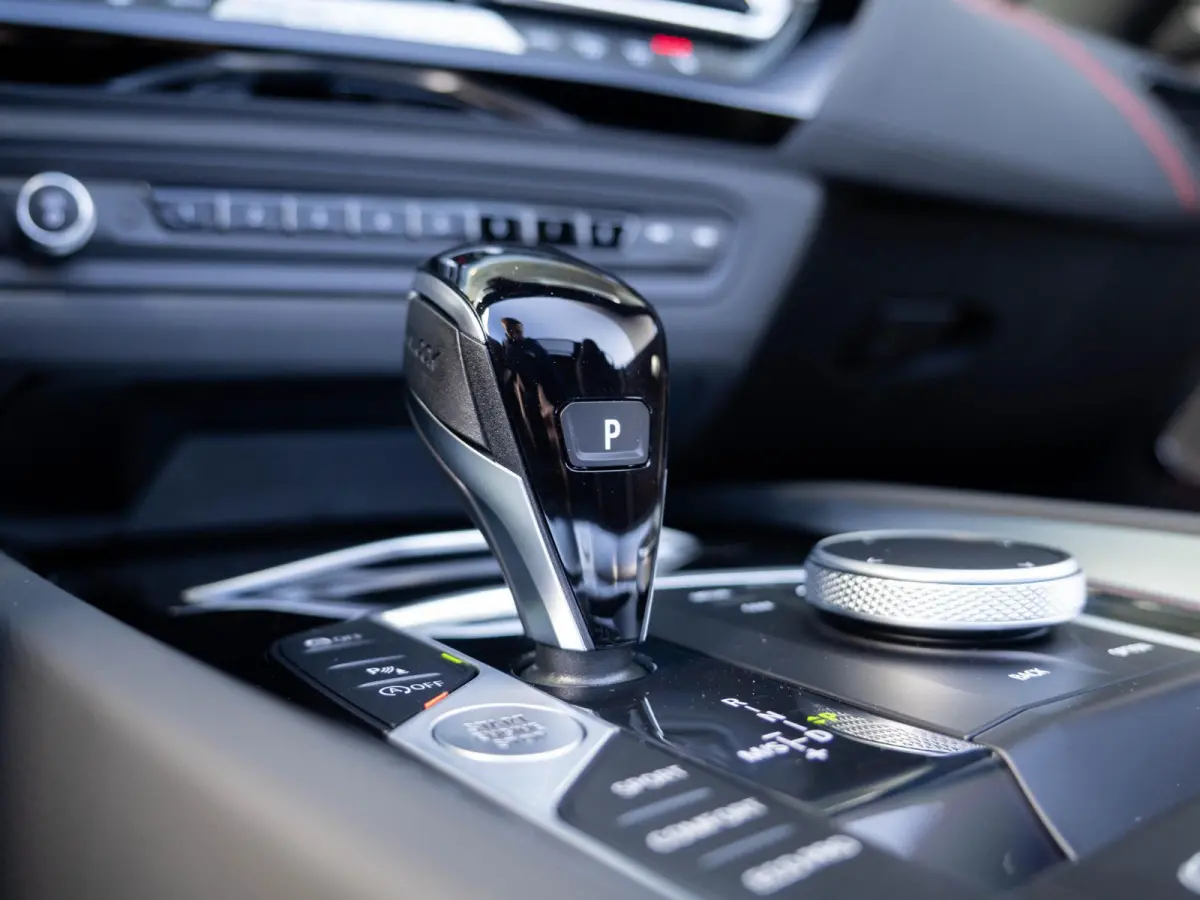 sDrive20i | Final Edition | Safety Pack | Head-up Display | Harman Kardon