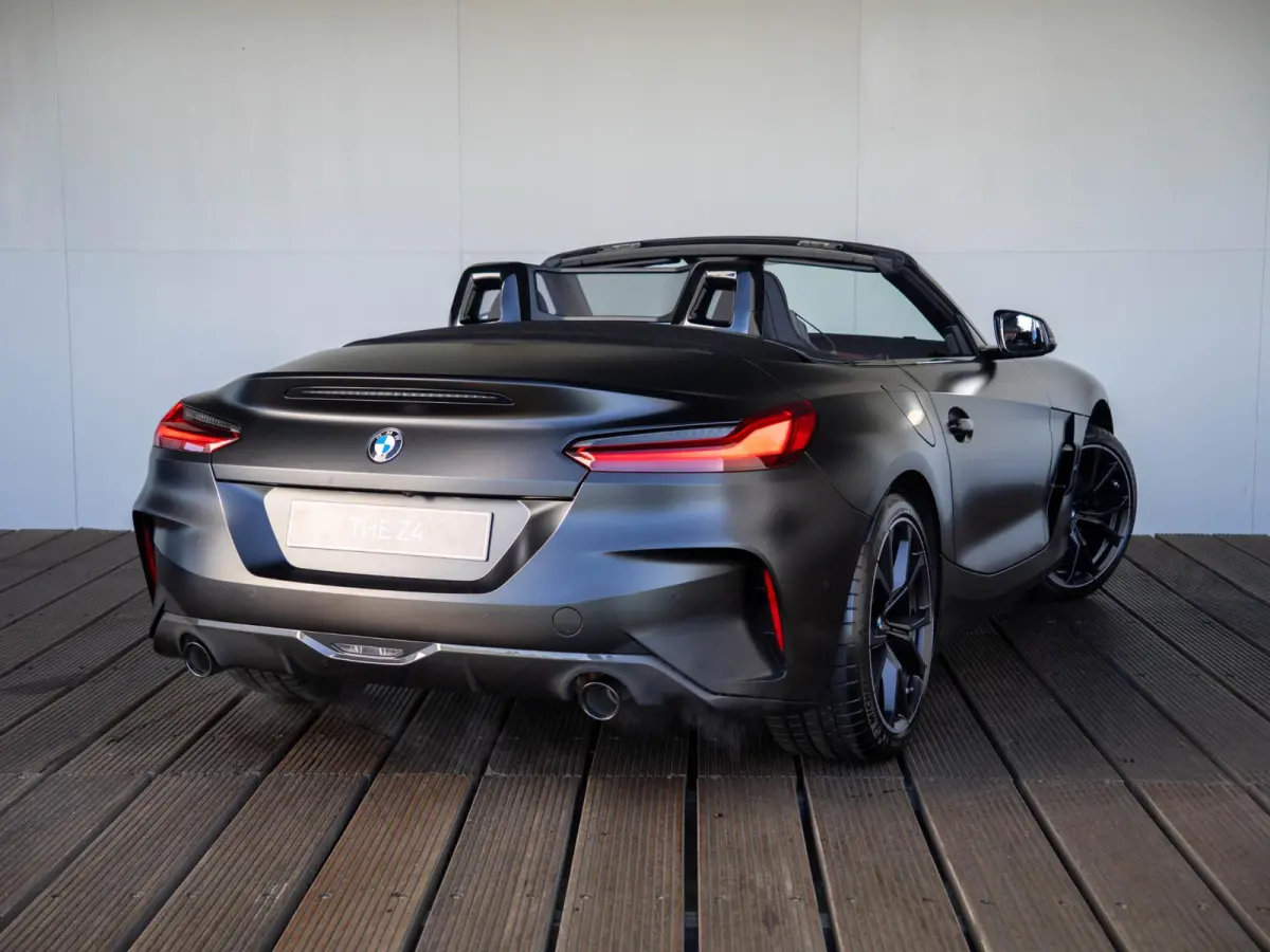 sDrive20i | Final Edition | Safety Pack | Head-up Display | Harman Kardon
