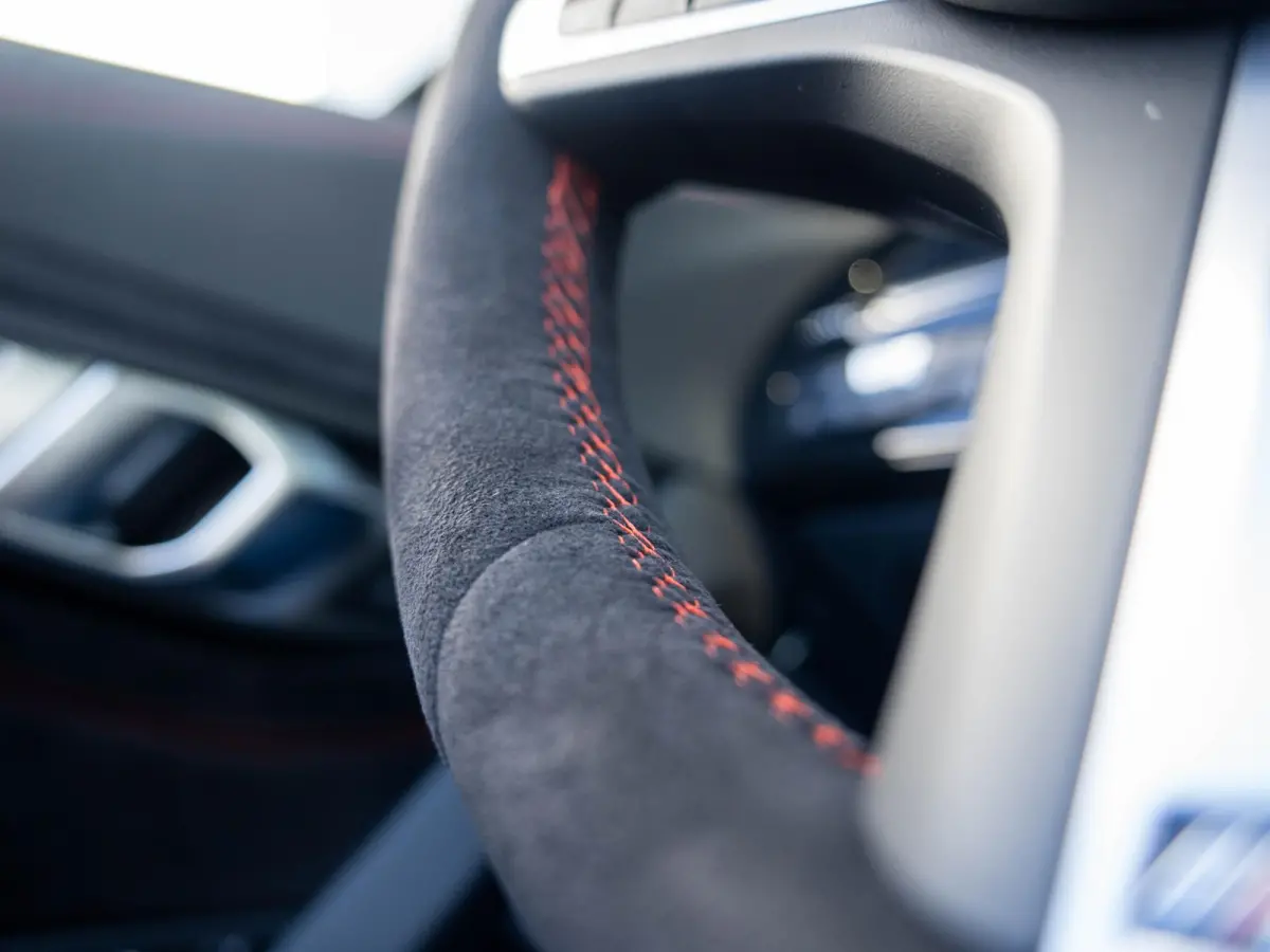 sDrive20i | Final Edition | Safety Pack | Head-up Display | Harman Kardon