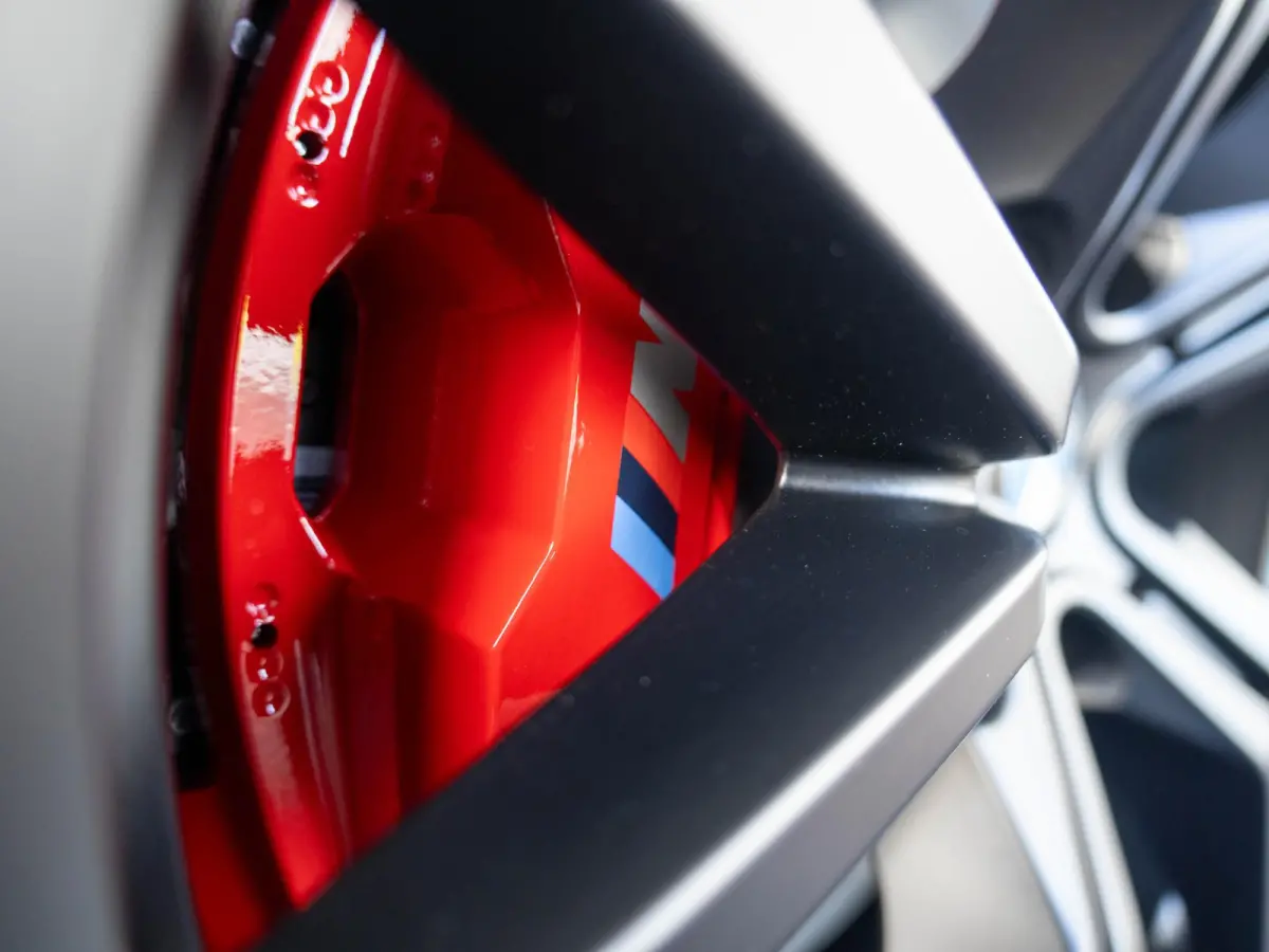 sDrive20i | Final Edition | Safety Pack | Head-up Display | Harman Kardon