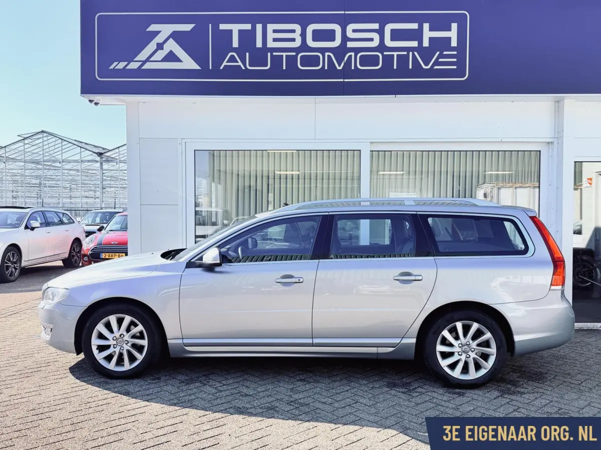 2.0 T4 AUT Polar+ Schuifdak Xenon Leder Trekhaak