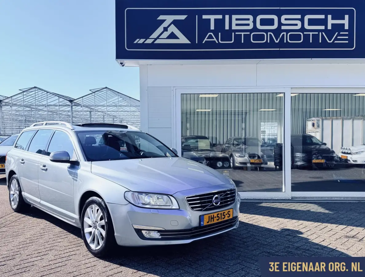 2.0 T4 AUT Polar+ Schuifdak Xenon Leder Trekhaak