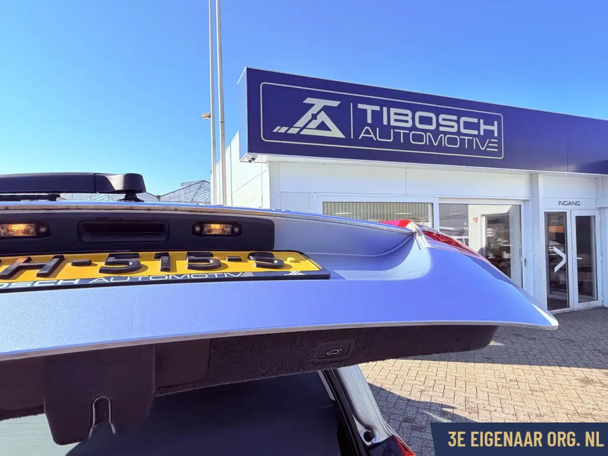 2.0 T4 AUT Polar+ Schuifdak Xenon Leder Trekhaak