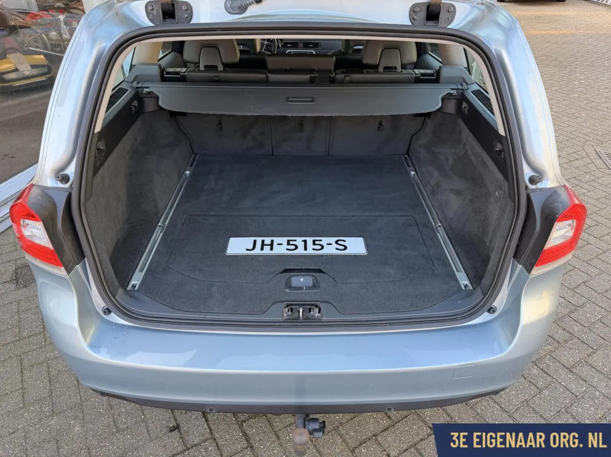 2.0 T4 AUT Polar+ Schuifdak Xenon Leder Trekhaak