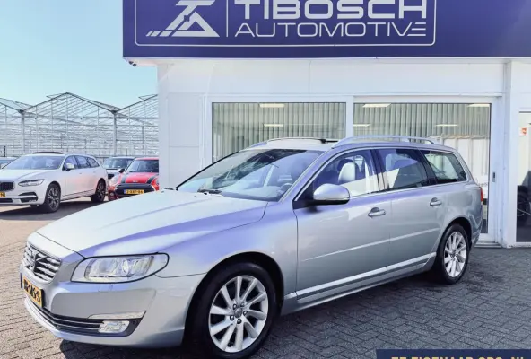 2.0 T4 AUT Polar+ Schuifdak Xenon Leder Trekhaak