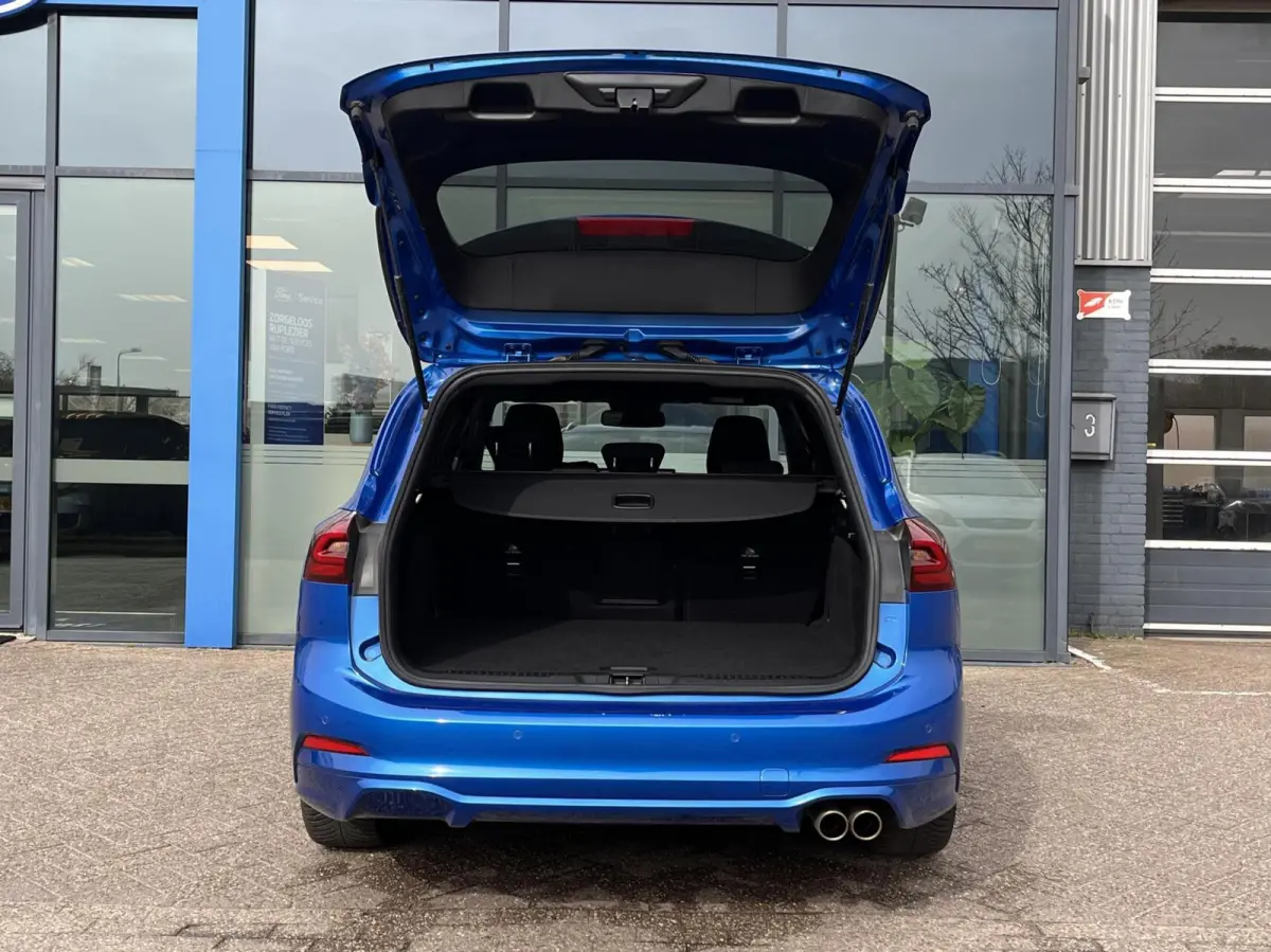 1.0 EcoBoost Hybrid ST Line 155PK Automaat Winterpack Cruise Camera Parkeersensoren Climate Full-LED Keyless Privacy Glass *1500KG Trekgewicht*