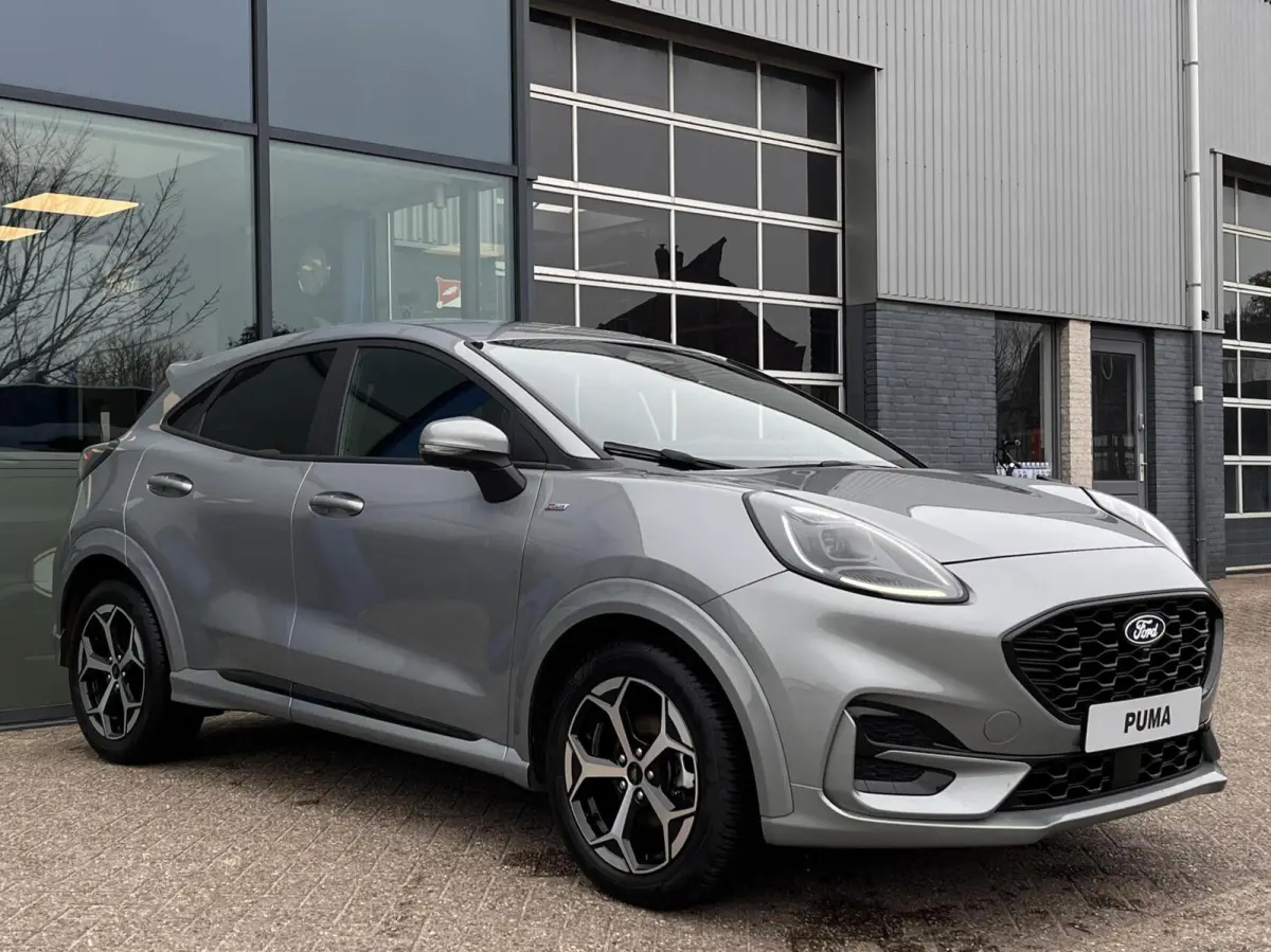 1.0 EcoBoost ST-Line X 125PK Automaat Trekhaak Winterpack Camera Cruise Navi B&O Climate Keyless Elek. Achterklep Full-LED Privacy Glass *Sportieve looks*