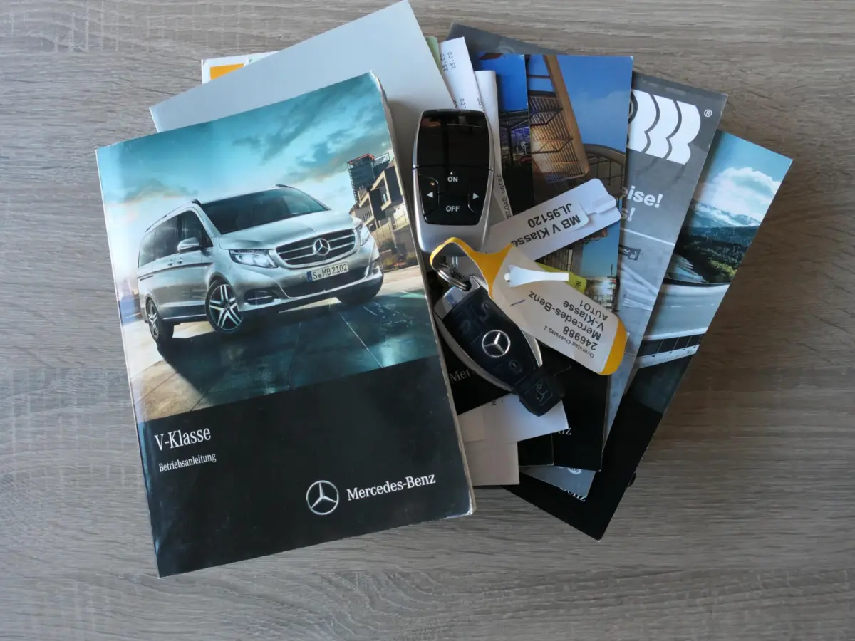 250d Lang Avantgarde Edition | AMG | Panoramadak | 360°-camera | Standkachel | Burmester | Carbon interieur | Trekhaak | Dodehoek detectie | Elektrische schuifdeuren + achterklep