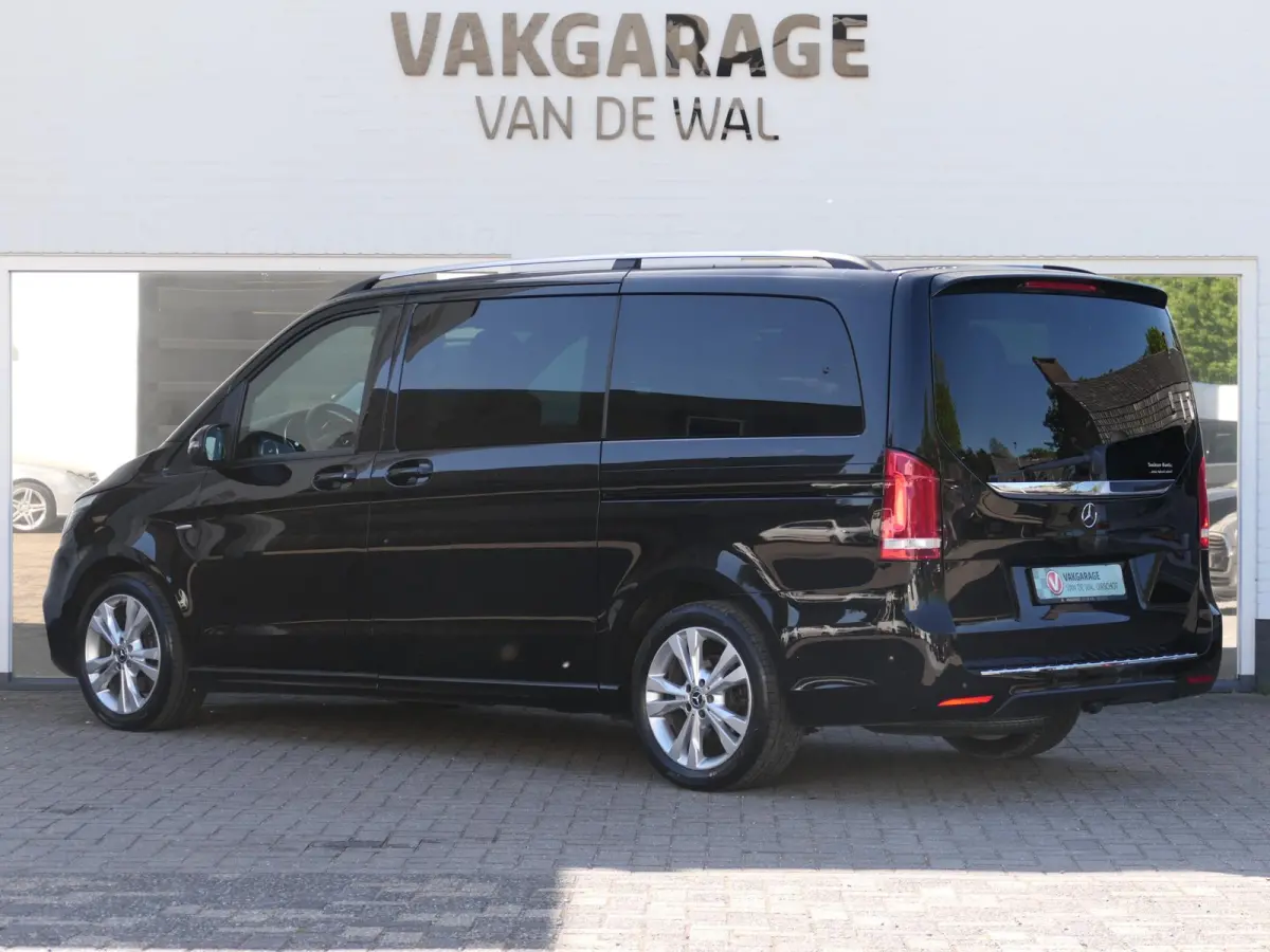250d Lang Avantgarde Edition | AMG | Panoramadak | 360°-camera | Standkachel | Burmester | Carbon interieur | Trekhaak | Dodehoek detectie | Elektrische schuifdeuren + achterklep