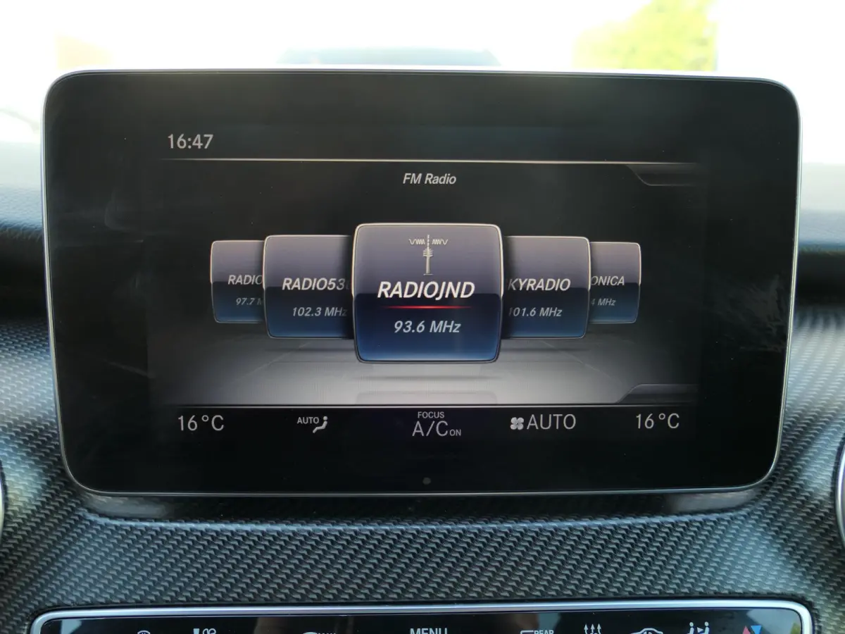 250d Lang Avantgarde Edition | AMG | Panoramadak | 360°-camera | Standkachel | Burmester | Carbon interieur | Trekhaak | Dodehoek detectie | Elektrische schuifdeuren + achterklep