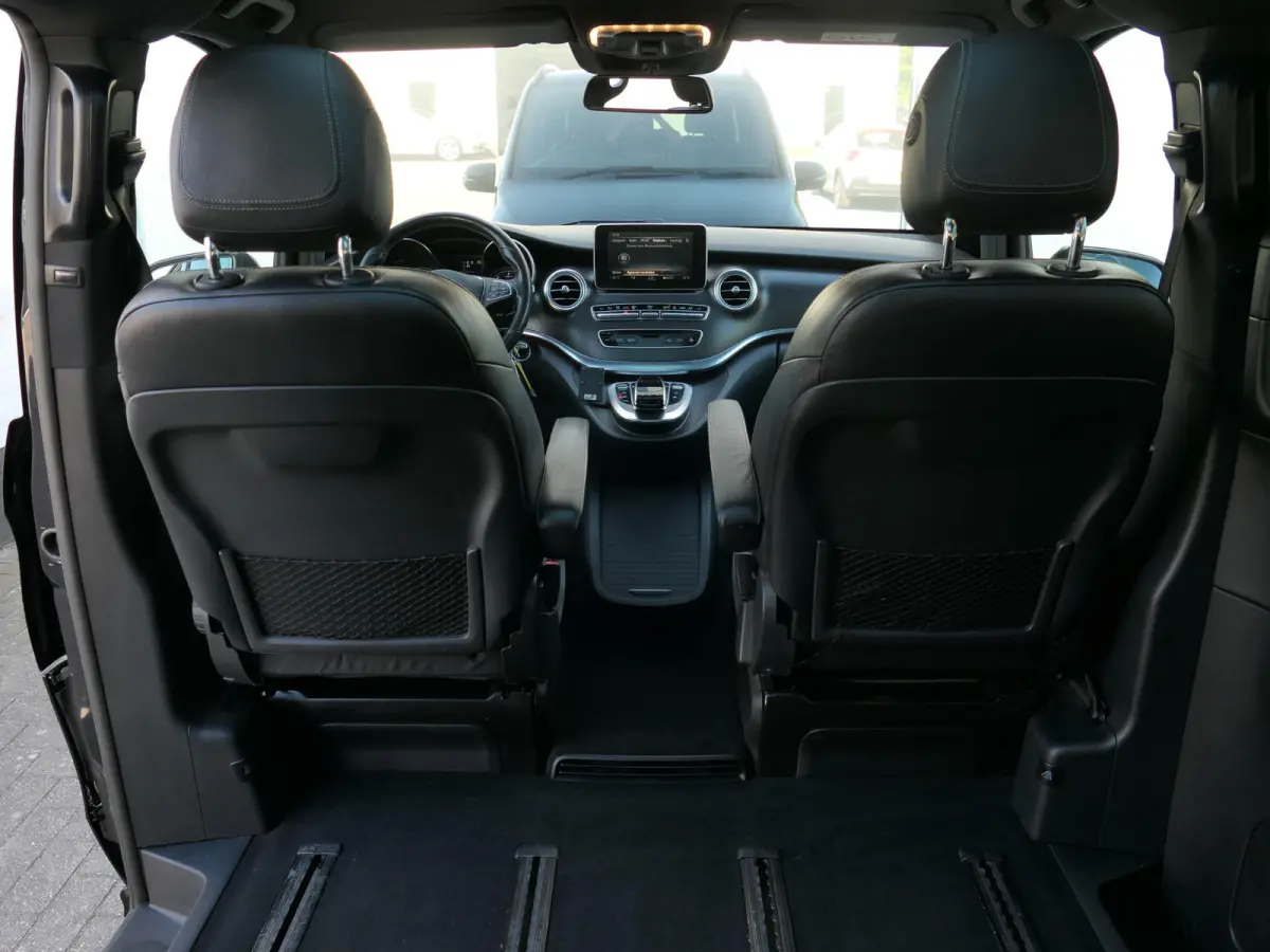 250d Lang Avantgarde Edition | AMG | Panoramadak | 360°-camera | Standkachel | Burmester | Carbon interieur | Trekhaak | Dodehoek detectie | Elektrische schuifdeuren + achterklep