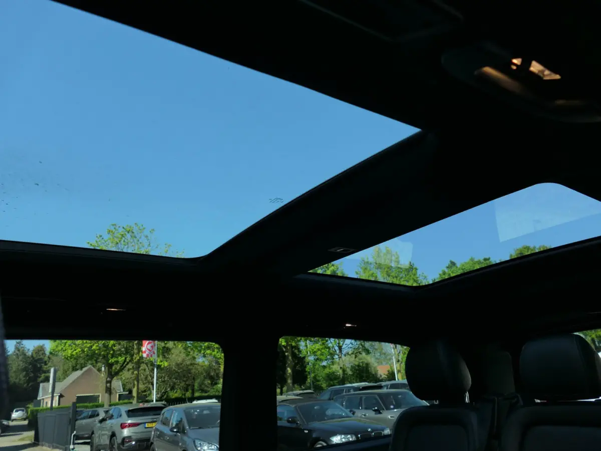 250d Lang Avantgarde Edition | AMG | Panoramadak | 360°-camera | Standkachel | Burmester | Carbon interieur | Trekhaak | Dodehoek detectie | Elektrische schuifdeuren + achterklep