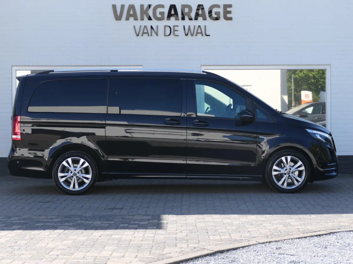 250d Lang Avantgarde Edition | AMG | Panoramadak | 360°-camera | Standkachel | Burmester | Carbon interieur | Trekhaak | Dodehoek detectie | Elektrische schuifdeuren + achterklep