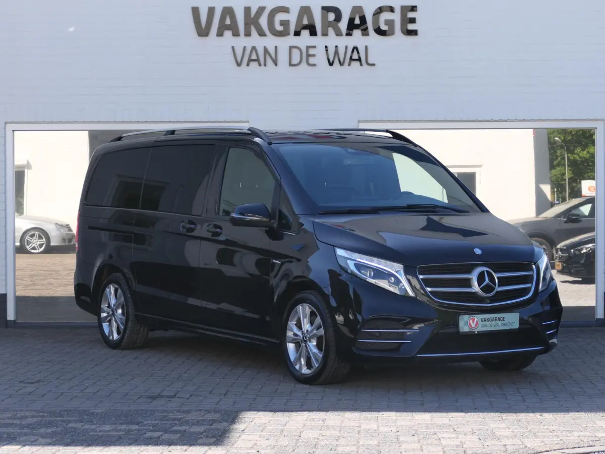 250d Lang Avantgarde Edition | AMG | Panoramadak | 360°-camera | Standkachel | Burmester | Carbon interieur | Trekhaak | Dodehoek detectie | Elektrische schuifdeuren + achterklep
