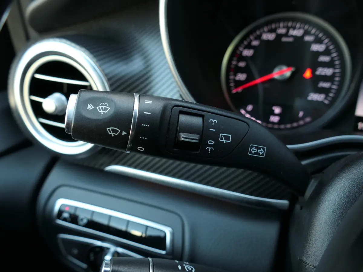 250d Lang Avantgarde Edition | AMG | Panoramadak | 360°-camera | Standkachel | Burmester | Carbon interieur | Trekhaak | Dodehoek detectie | Elektrische schuifdeuren + achterklep