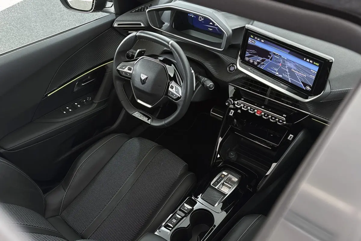 1.2 PureTech 130 GT Panoramadak Trekhaak