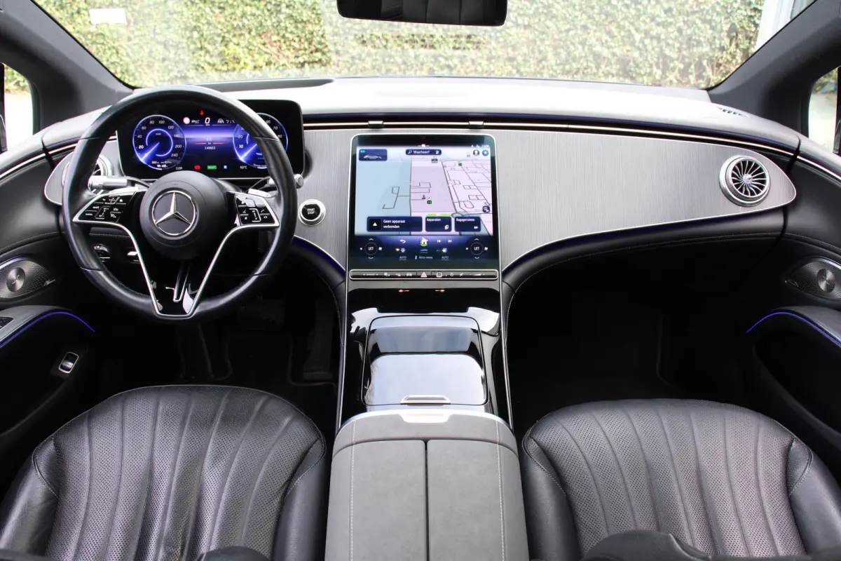 450+ Business Line 108 kWh | PANODAK | 360° CAMERA | ADAPTIVE CRUISE | DODE HOEK | STOELVERWARMING + VERKOELING | AMBIENT VELICHTING | LEDER | MEMORY SEATS | LED