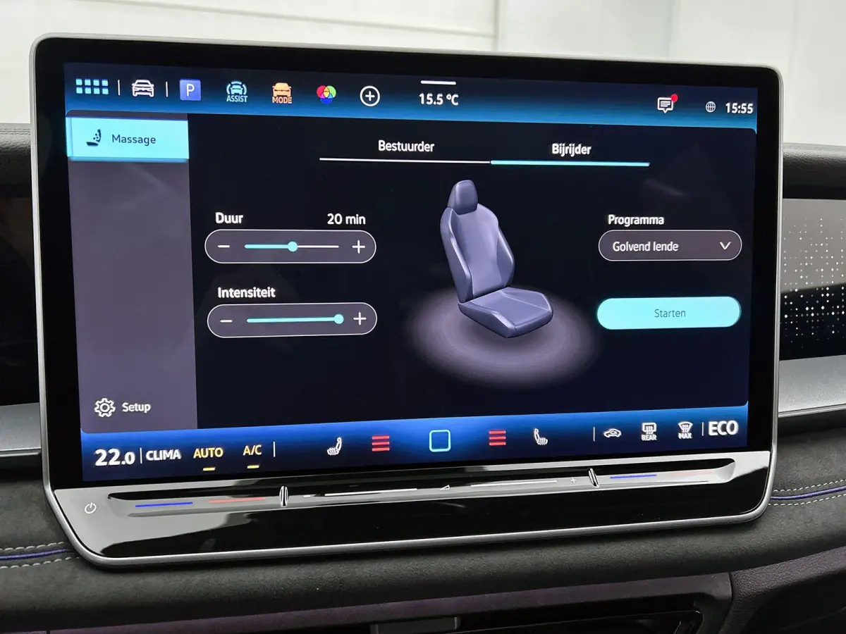 1.5 eHybrid R-Line Edition | 204pk | Trekhaak inklapbaar | Panoramaschuif-kanteldak | Black Style Pakket | adaptieve cruise control | climatronic (automatische airco) |