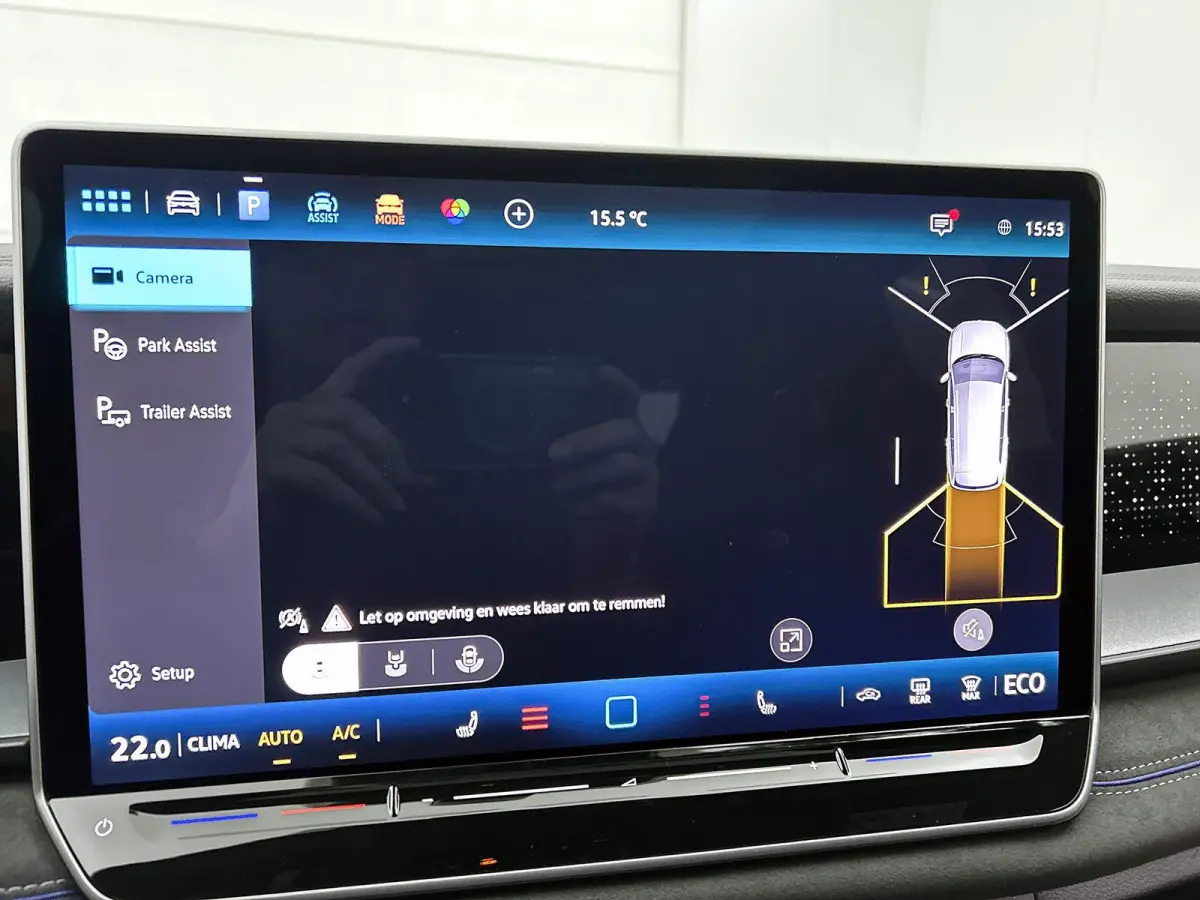 1.5 eHybrid R-Line Edition | 204pk | Trekhaak inklapbaar | Panoramaschuif-kanteldak | Black Style Pakket | adaptieve cruise control | climatronic (automatische airco) |