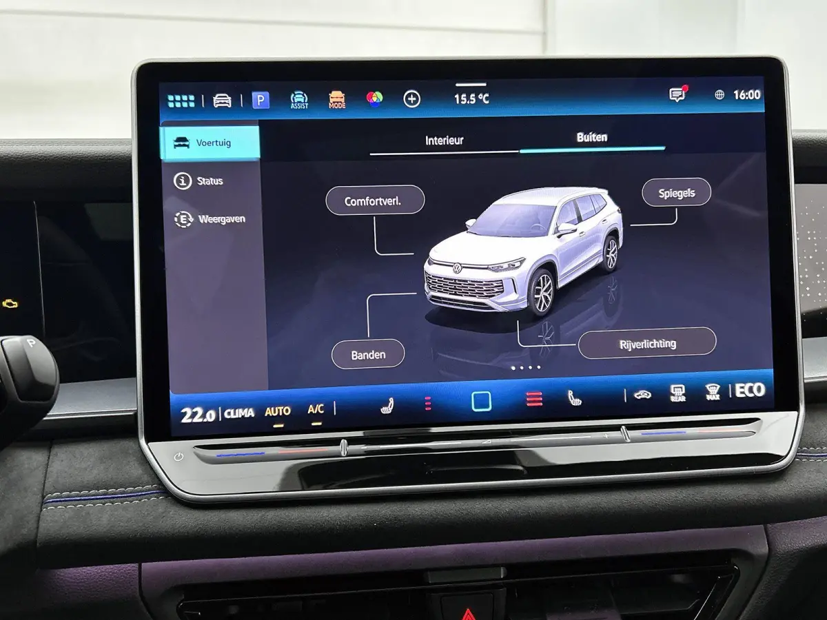 1.5 eHybrid R-Line Edition | 204pk | Trekhaak inklapbaar | Panoramaschuif-kanteldak | Black Style Pakket | adaptieve cruise control | climatronic (automatische airco) |