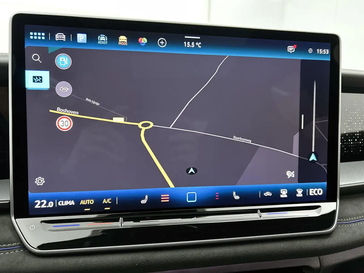 1.5 eHybrid R-Line Edition | 204pk | Trekhaak inklapbaar | Panoramaschuif-kanteldak | Black Style Pakket | adaptieve cruise control | climatronic (automatische airco) |