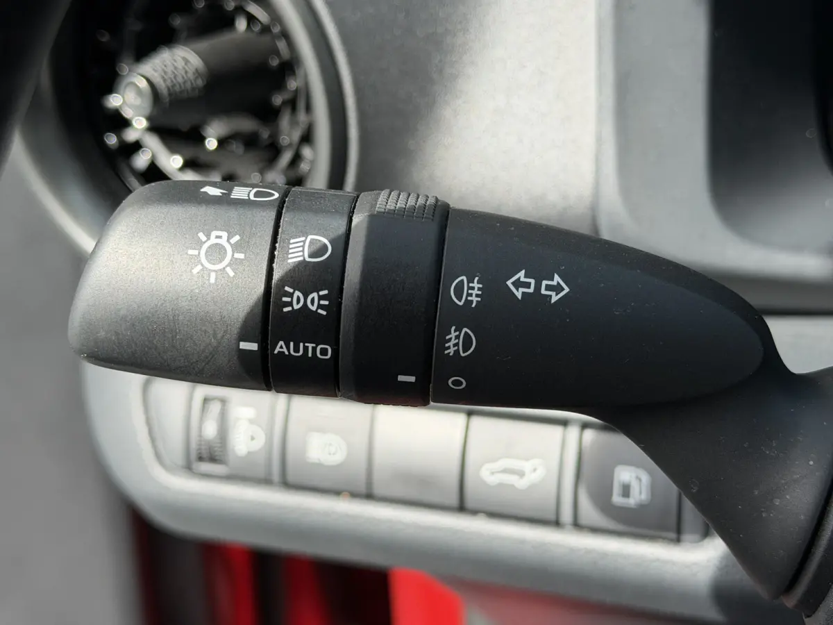 1.8 Hybrid 140 Executive / Bi tone | JBL | Emotional Red | 10 jr GARANTIE | Rijklaar!!!
