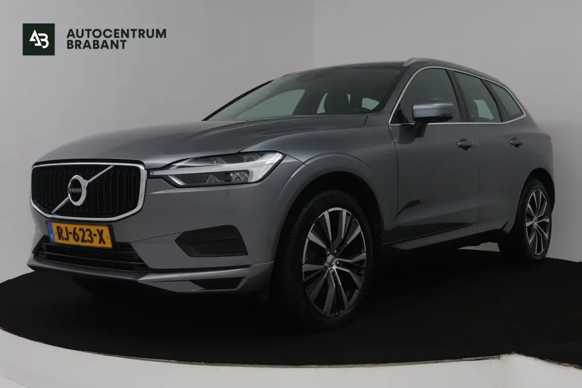 2.0 T5 AWD Momentum (TREKHAAK, STOELVERWARMING, ELEKTR STOELEN, CRUISE CONTROL, PARKEERSENSOREN)