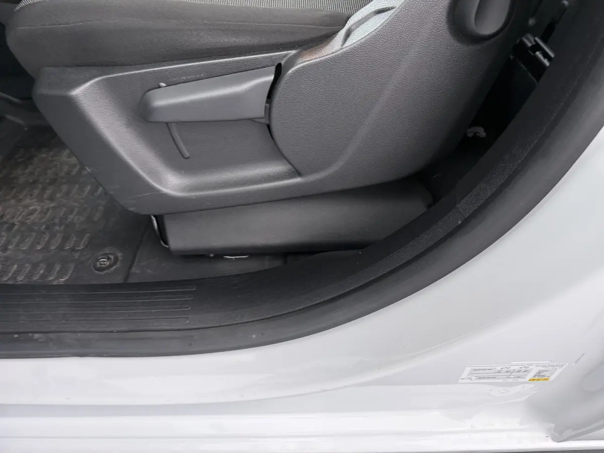 L2 1.5 100pk Camera | PDC | AIRCO | CARPLAY | NAVI |