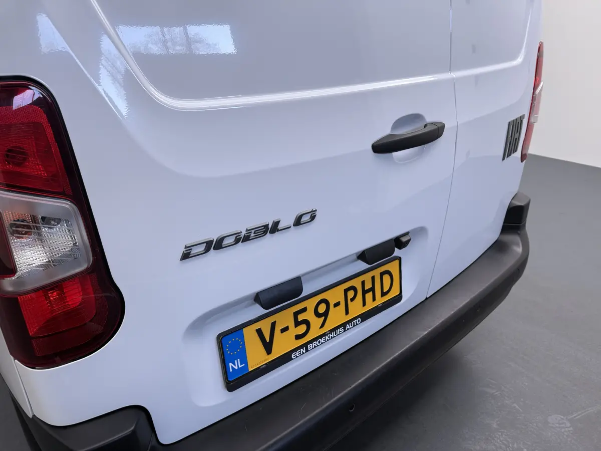 L2 1.5 100pk Camera | PDC | AIRCO | CARPLAY | NAVI |