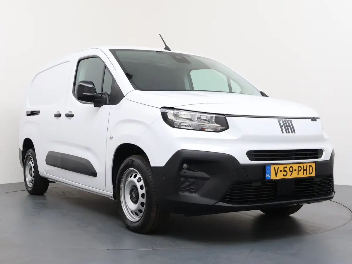 L2 1.5 100pk Camera | PDC | AIRCO | CARPLAY | NAVI |