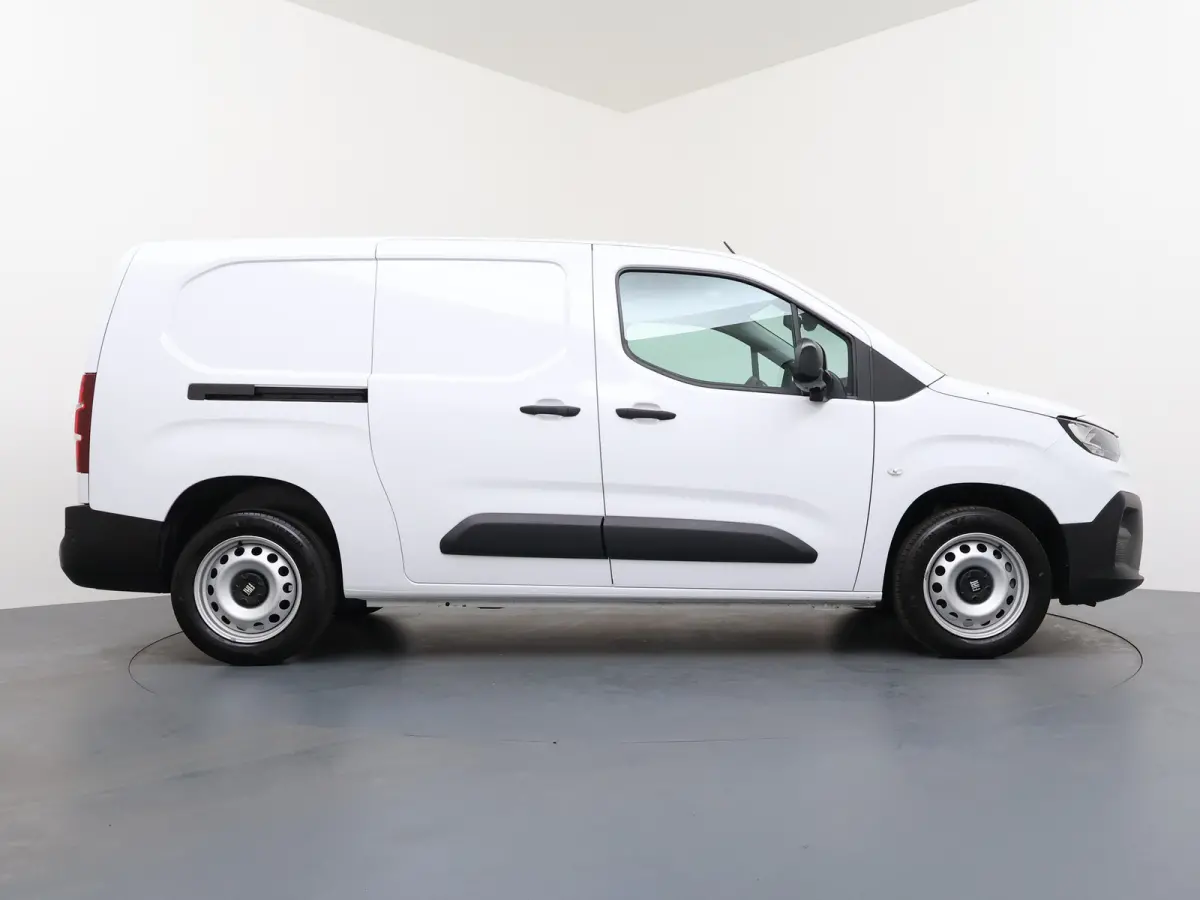 L2 1.5 100pk Camera | PDC | AIRCO | CARPLAY | NAVI |