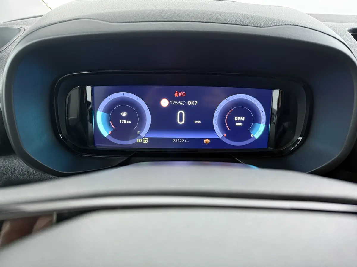 L2 1.5 100pk Camera | PDC | AIRCO | CARPLAY | NAVI |
