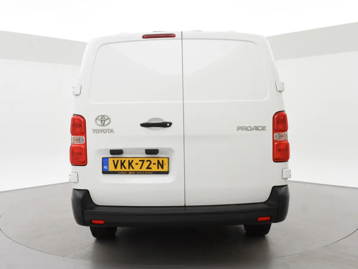 2.0 D-4D NAVIGATOR APPLE CARPLAY | CRUISE | NAVIGATIE | PDC