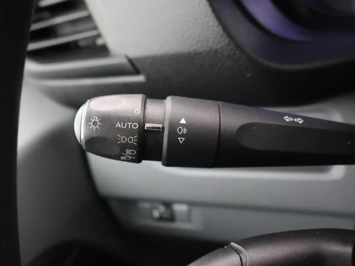 2.0 D-4D NAVIGATOR APPLE CARPLAY | CRUISE | NAVIGATIE | PDC