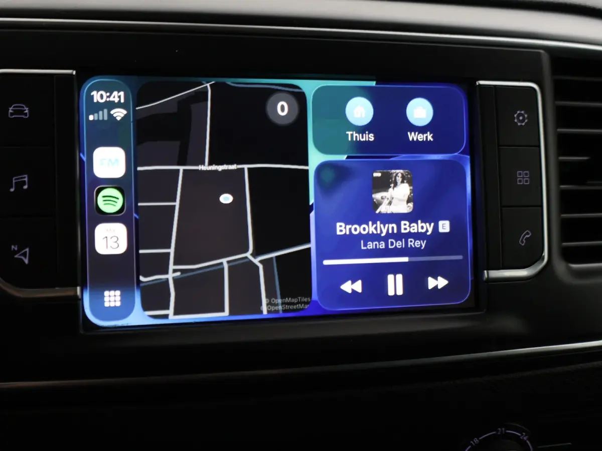 2.0 D-4D NAVIGATOR APPLE CARPLAY | CRUISE | NAVIGATIE | PDC