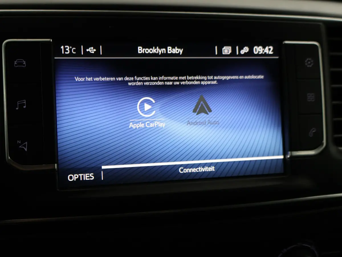 2.0 D-4D NAVIGATOR APPLE CARPLAY | CRUISE | NAVIGATIE | PDC