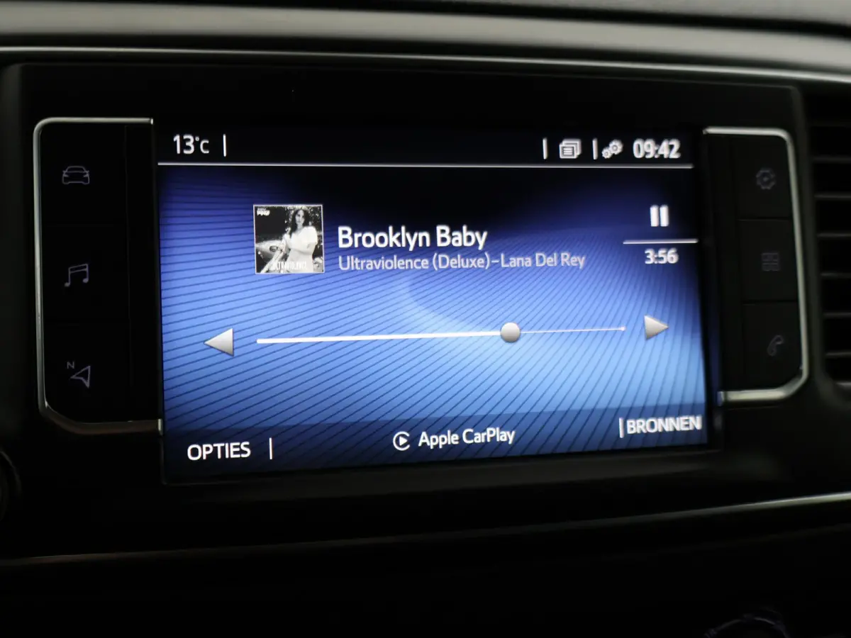 2.0 D-4D NAVIGATOR APPLE CARPLAY | CRUISE | NAVIGATIE | PDC