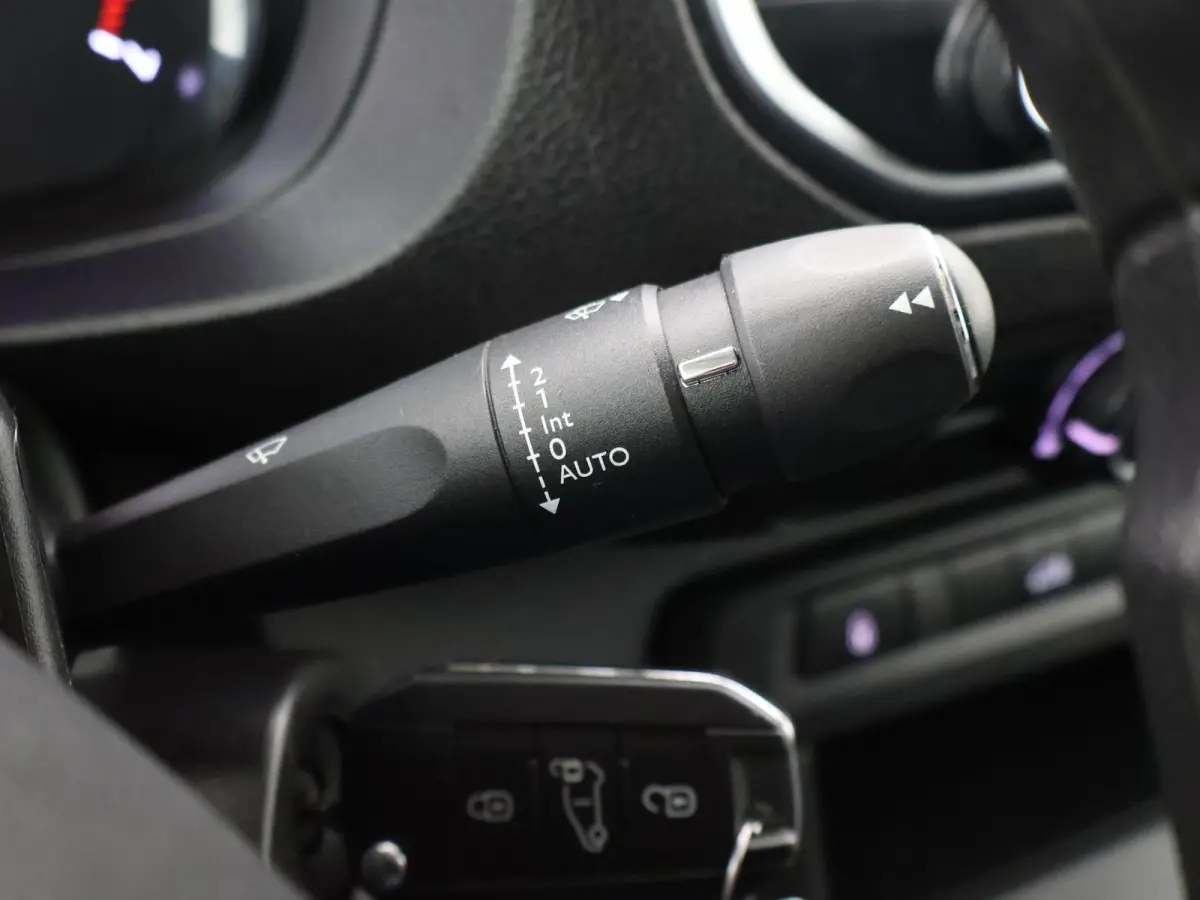 2.0 D-4D NAVIGATOR APPLE CARPLAY | CRUISE | NAVIGATIE | PDC