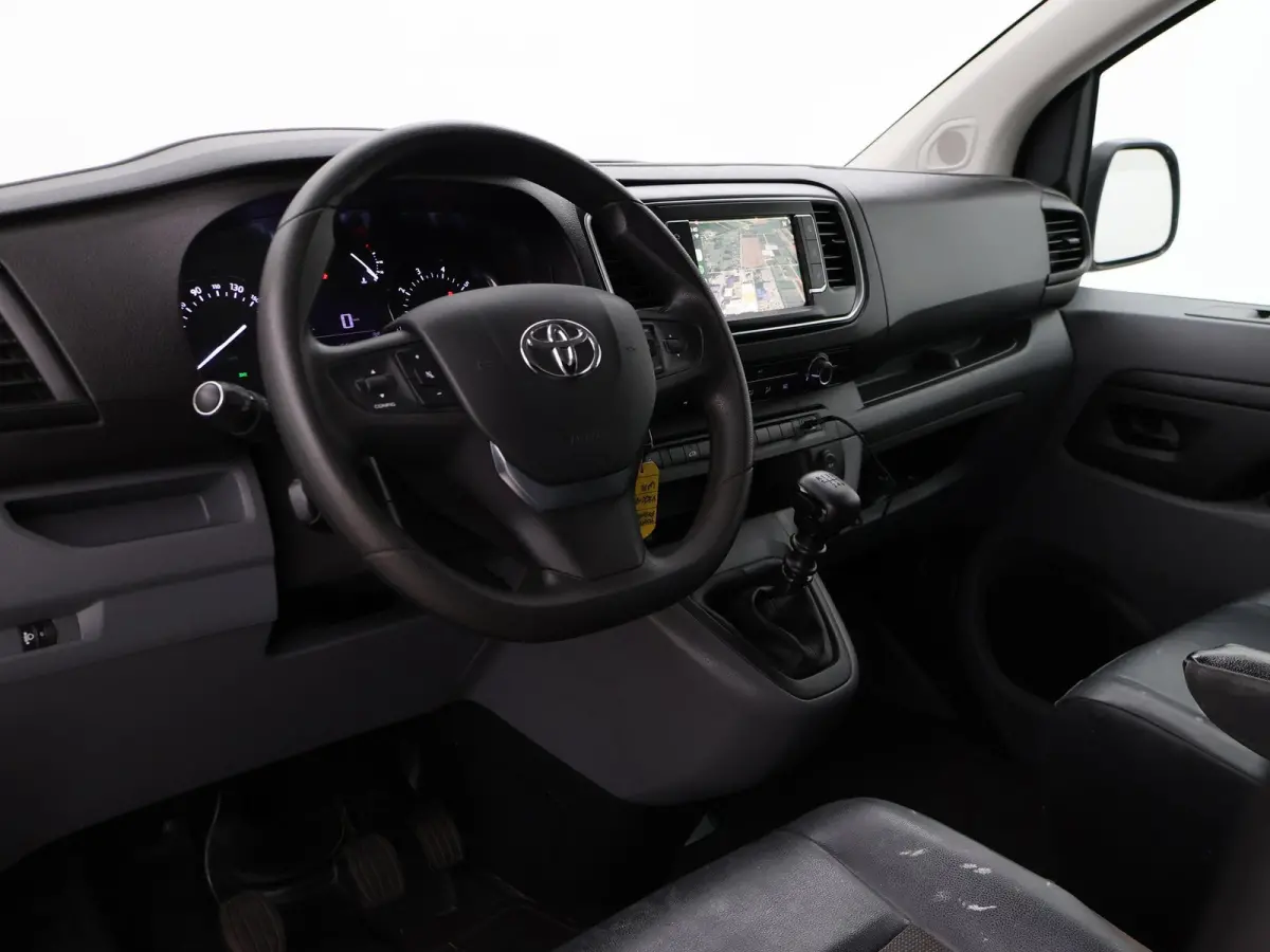 2.0 D-4D NAVIGATOR APPLE CARPLAY | CRUISE | NAVIGATIE | PDC