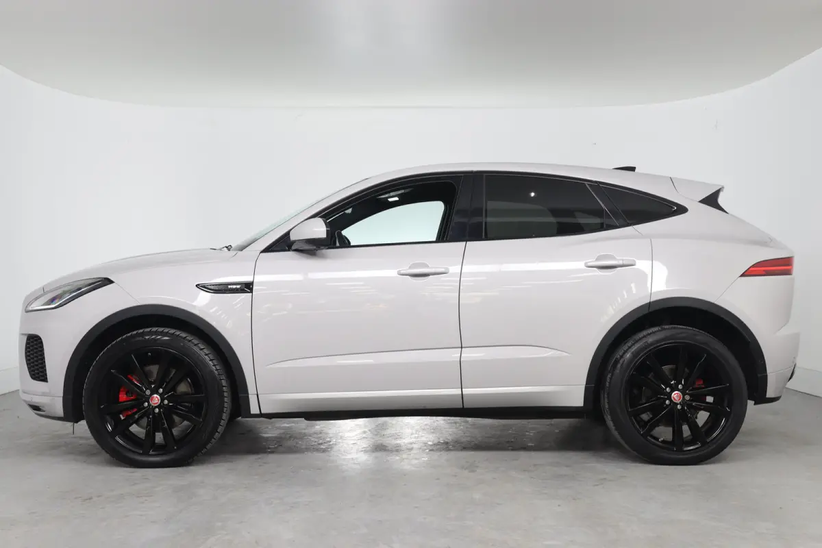 2.0 P300 AWD R-Dynamic HSE | Panoramadak | Stoelverwarming & koeling | Memory stoelen | Cruise Adaptief | Leder | Keyless