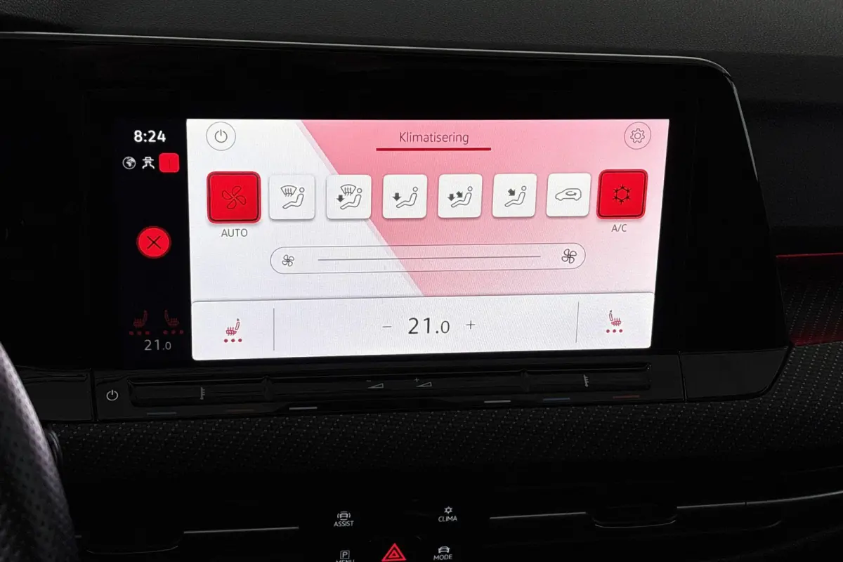 1.5 eTSI R-Line Panoramadak Stoel-Stuurverwarming Clima Carplay 18"