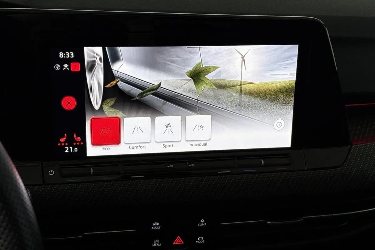 1.5 eTSI R-Line Panoramadak Stoel-Stuurverwarming Clima Carplay 18"
