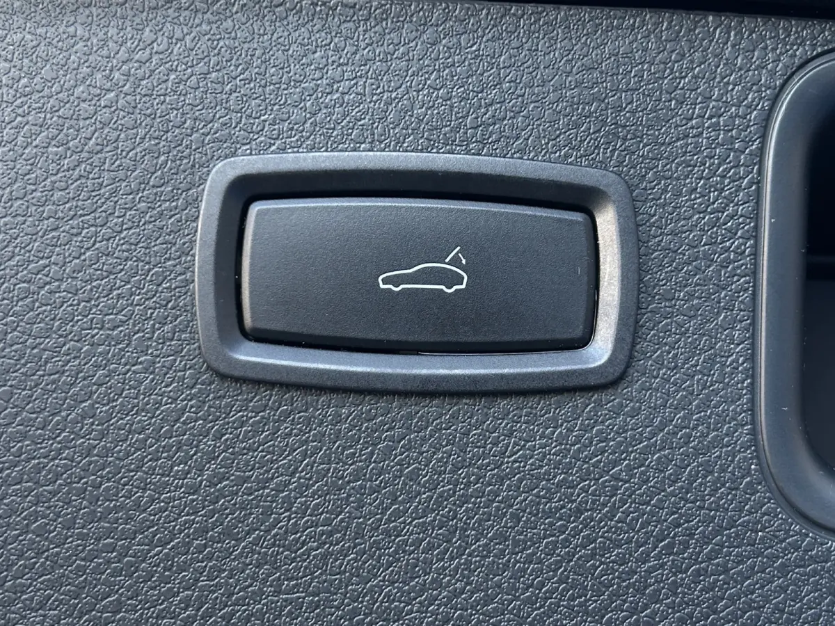2.0 | Panoramadak | Apple Carplay | 21 inch | Elekr. Stoelen | Camera | Cruise Control |
