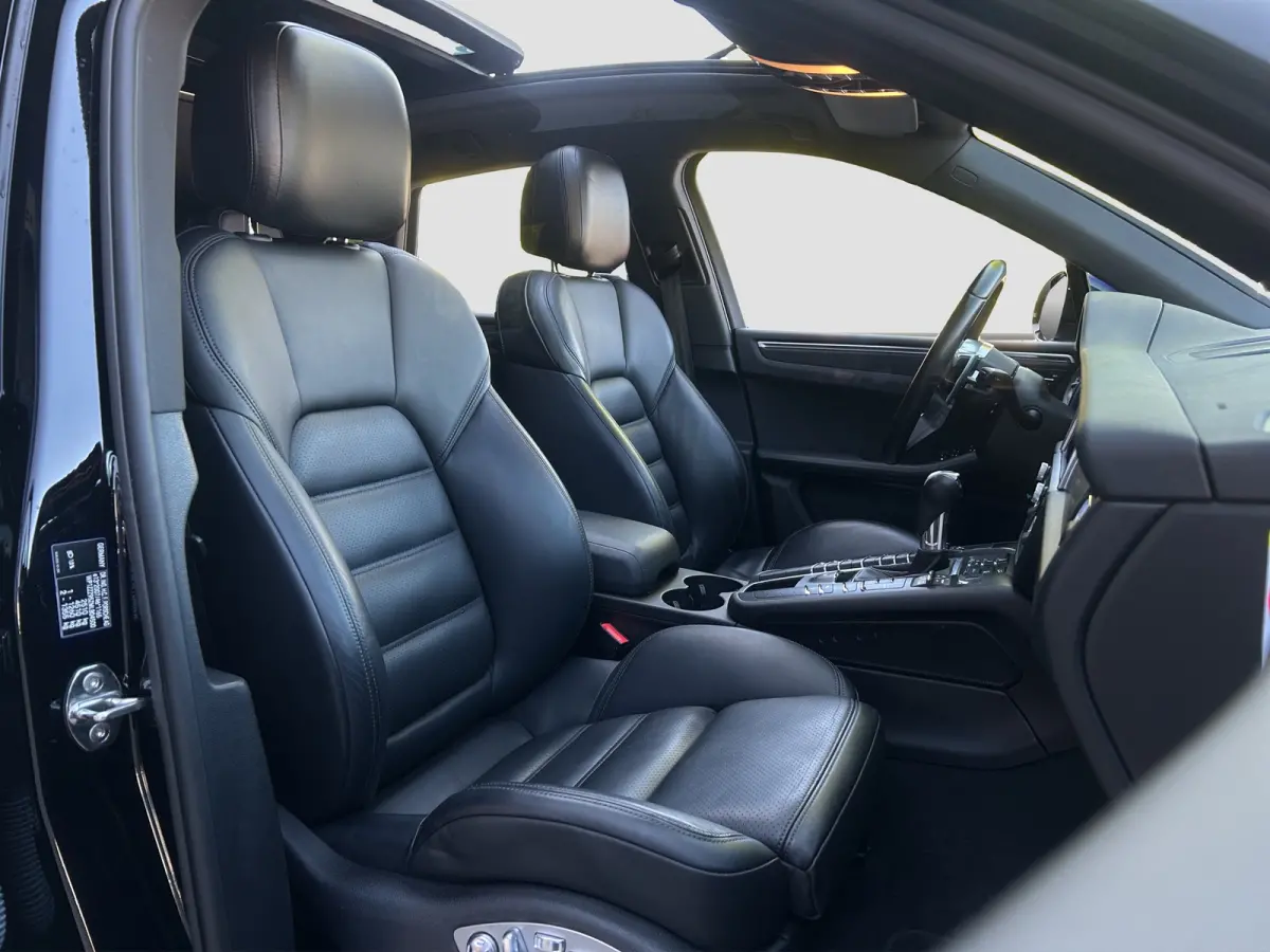 2.0 | Panoramadak | Apple Carplay | 21 inch | Elekr. Stoelen | Camera | Cruise Control |