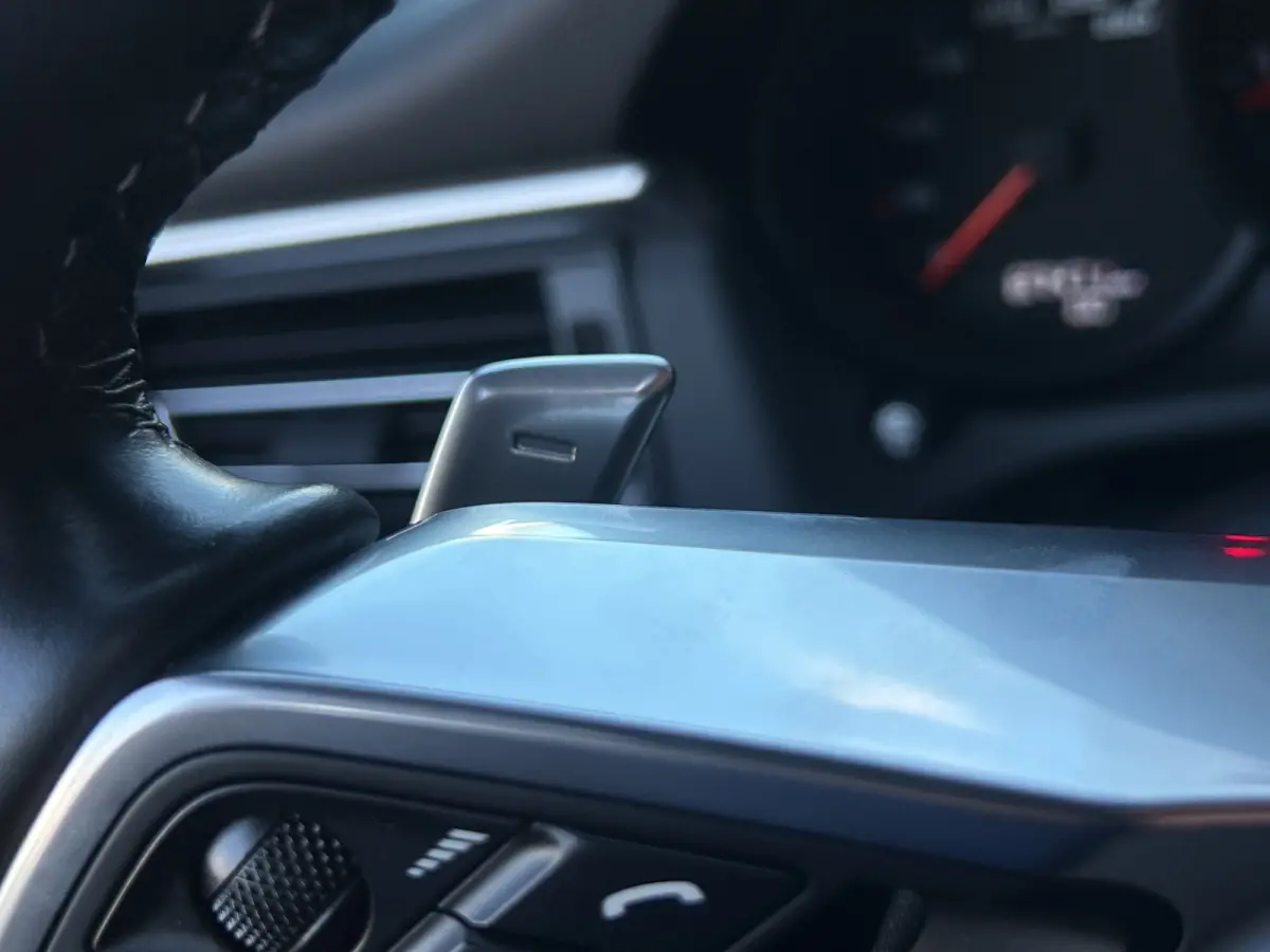 2.0 | Panoramadak | Apple Carplay | 21 inch | Elekr. Stoelen | Camera | Cruise Control |