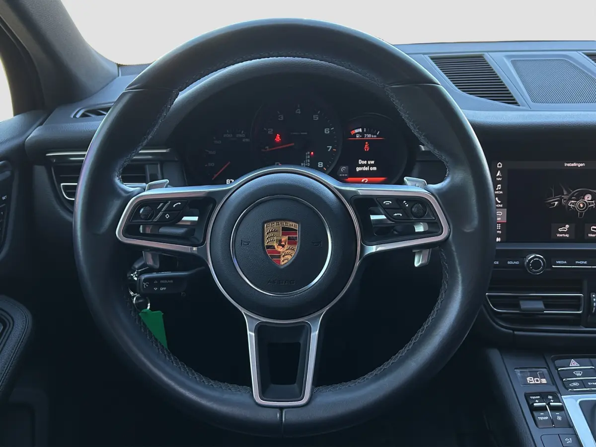 2.0 | Panoramadak | Apple Carplay | 21 inch | Elekr. Stoelen | Camera | Cruise Control |