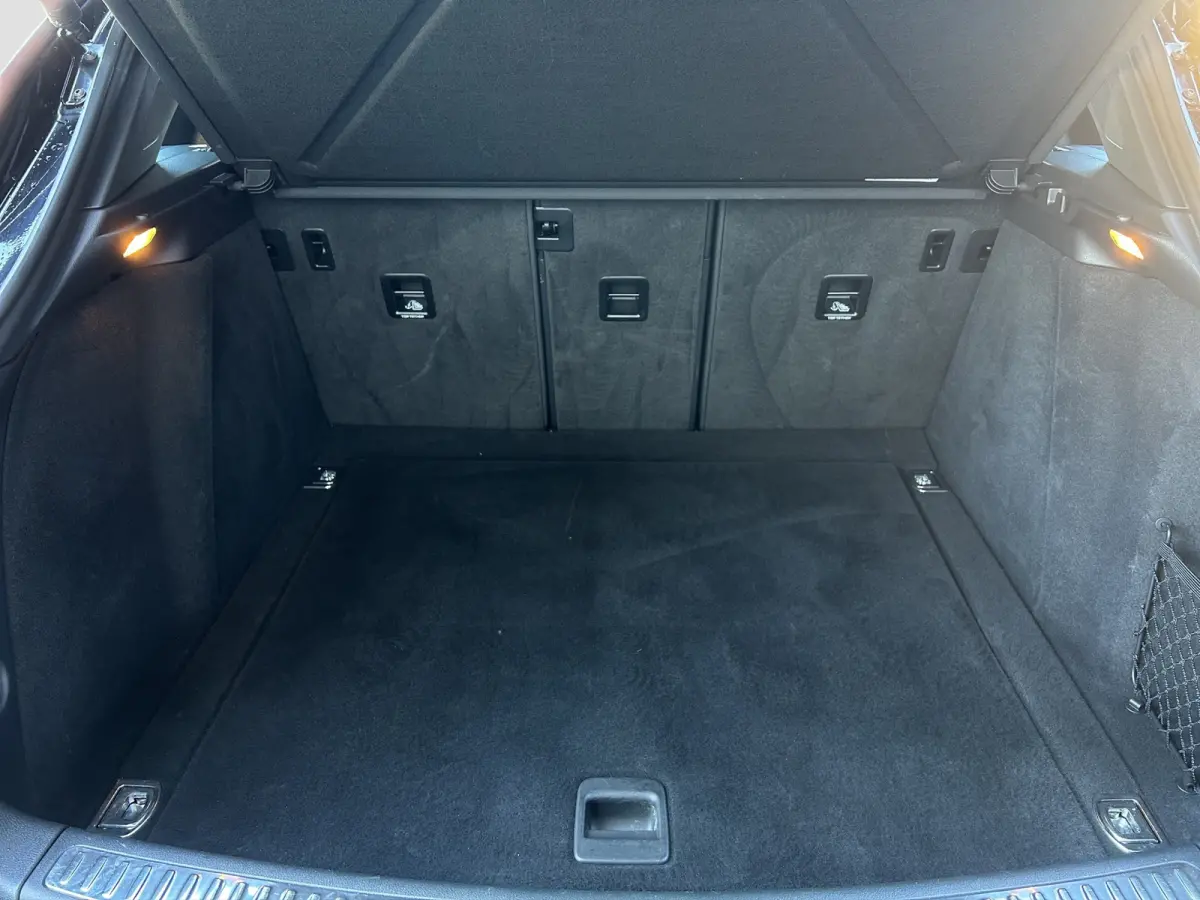 2.0 | Panoramadak | Apple Carplay | 21 inch | Elekr. Stoelen | Camera | Cruise Control |
