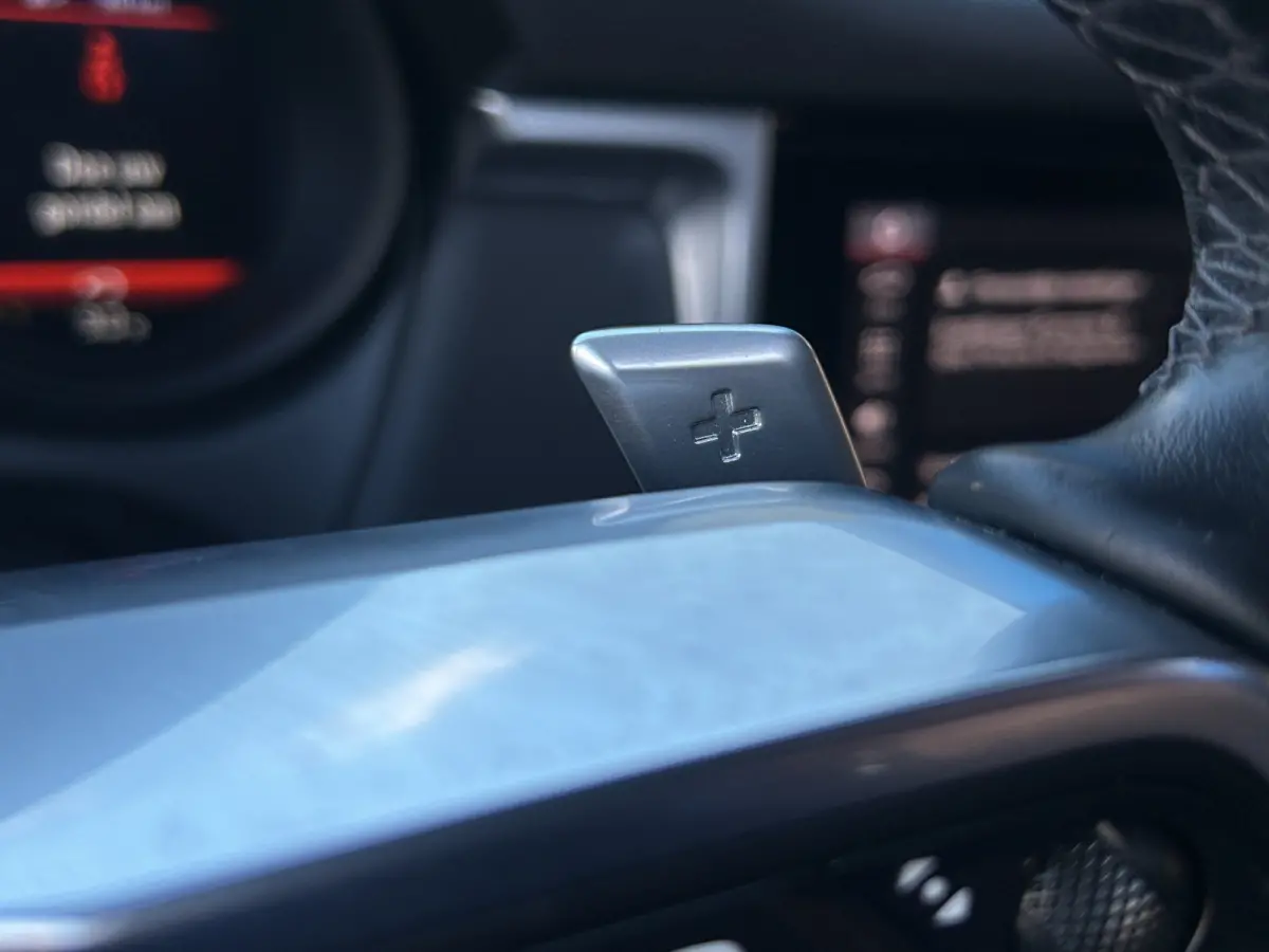 2.0 | Panoramadak | Apple Carplay | 21 inch | Elekr. Stoelen | Camera | Cruise Control |
